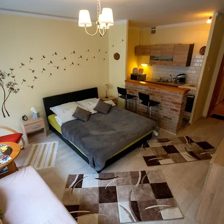 Апартаменты Four Seasons Apartman Эгер